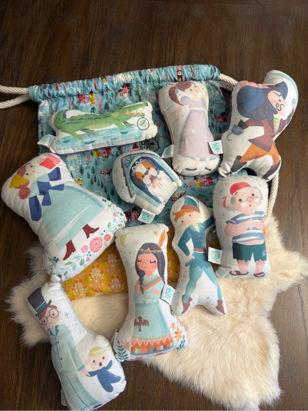 S&J Novelty Neverland Playset with Drawstring Bag Vintage Storybook Dolls